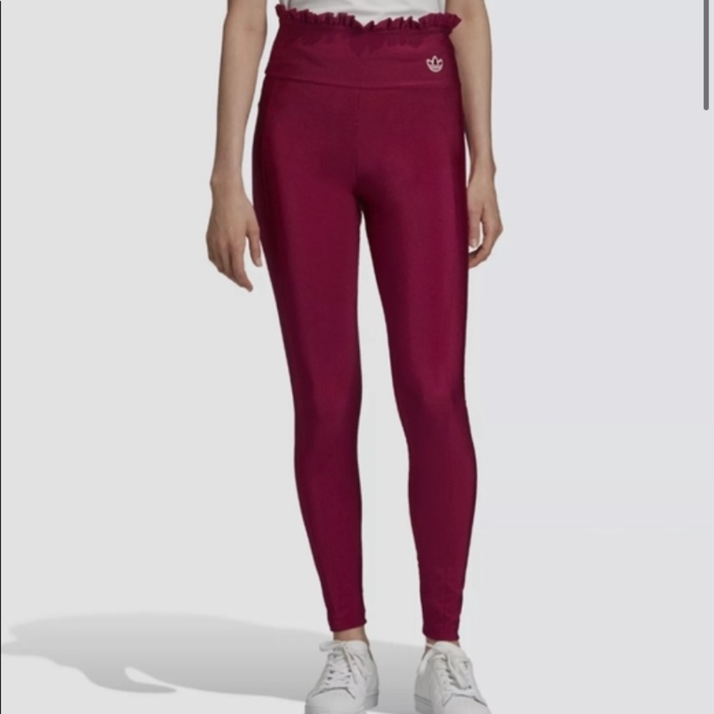 SOLD- adidas Original High-waisted leggings